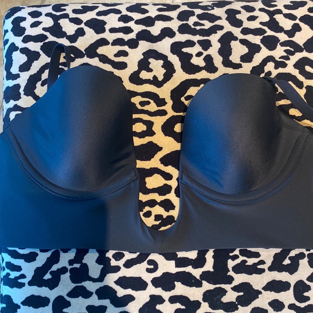 Skims plunge bra NWT